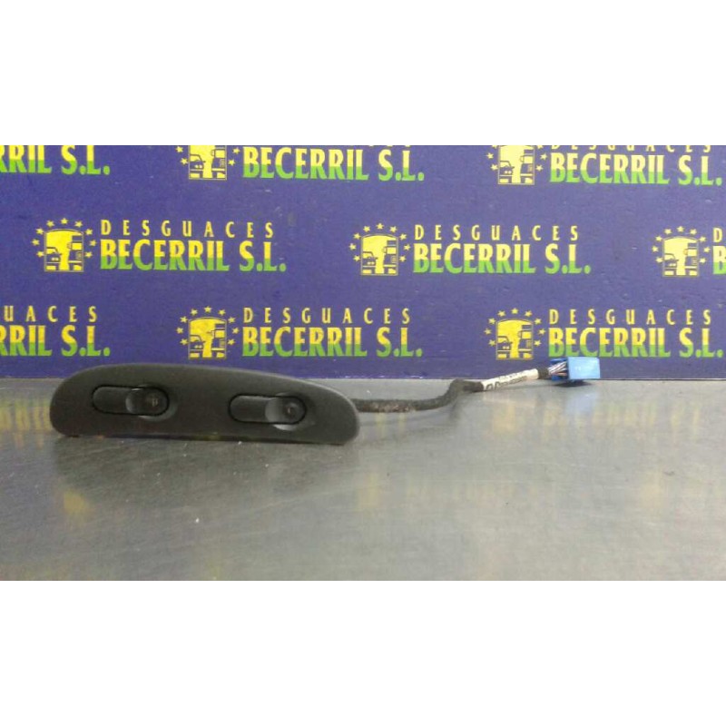 Recambio de mando elevalunas delantero derecho para opel vectra b berlina comfort referencia OEM IAM 90433372 Recambio de mando elevalunas delantero derecho para opel vectra b berlina comfort referencia OEM IAM 90433372