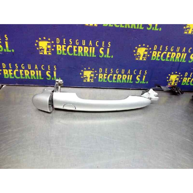 Recambio de maneta exterior delantera derecha para renault scenic ii confort dynamique referencia OEM IAM Recambio de maneta exterior delantera derecha para renault scenic ii confort dynamique referencia OEM IAM
