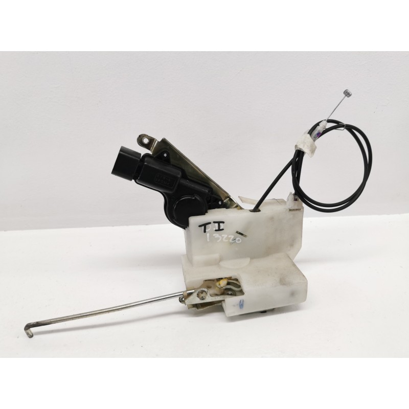 Recambio de cerradura puerta trasera izquierda para suzuki alto amf 310 gl referencia OEM IAM Recambio de cerradura puerta trasera izquierda para suzuki alto amf 310 gl referencia OEM IAM