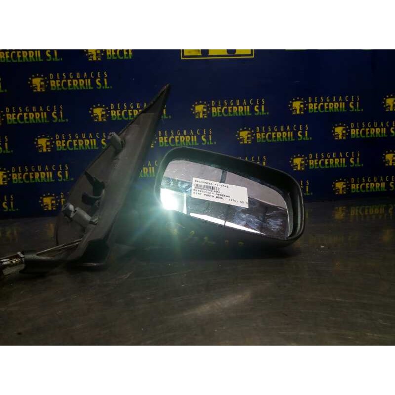 Recambio de retrovisor derecho para fiat punto berl. (176) 55 s referencia OEM IAM Recambio de retrovisor derecho para fiat punto berl. (176) 55 s referencia OEM IAM