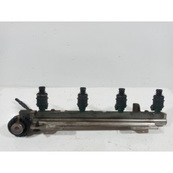 Recambio de rampa inyectora para volvo s40 berlina 1.8i referencia OEM IAM 9202804  