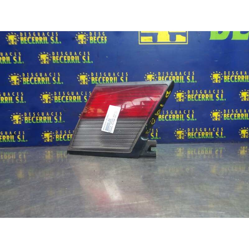 Recambio de piloto trasero central derecho para nissan primera berlina (p11) gx referencia OEM IAM 265502F725 Recambio de piloto trasero central derecho para nissan primera berlina (p11) gx referencia OEM IAM 265502F725