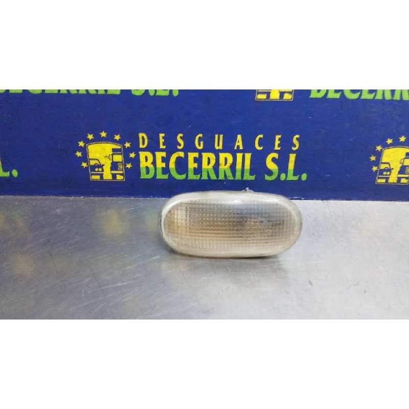 Recambio de piloto lateral izquierdo para mitsubishi l 200 (k6/7) 2500 td magnum club cab (2-ptas.) referencia OEM IAM Recambio de piloto lateral izquierdo para mitsubishi l 200 (k6/7) 2500 td magnum club cab (2-ptas.) referencia OEM IAM