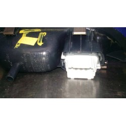 Recambio de mando elevalunas trasero izquierdo para renault laguna ii grandtour (kg0) initiale referencia OEM IAM 8200315029  