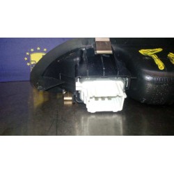 Recambio de mando elevalunas trasero derecho para renault laguna ii grandtour (kg0) initiale referencia OEM IAM 8200315029  
