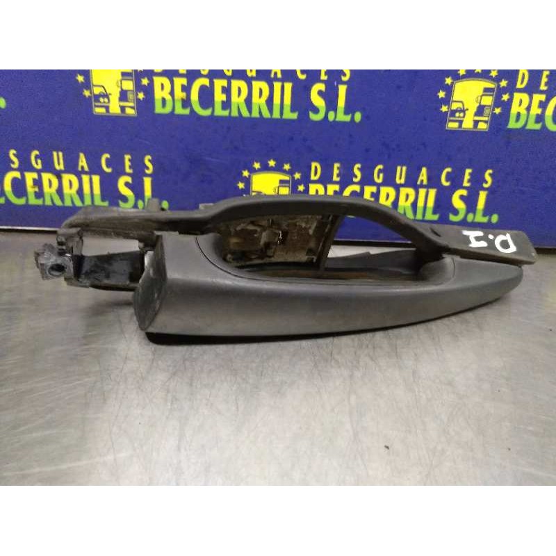 Recambio de maneta exterior delantera izquierda para bmw serie 3 berlina (e46) 320d referencia OEM IAM Recambio de maneta exterior delantera izquierda para bmw serie 3 berlina (e46) 320d referencia OEM IAM