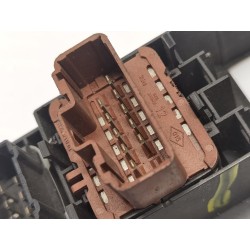 Recambio de mando elevalunas delantero izquierdo para renault laguna ii grandtour (kg0) initiale referencia OEM IAM 8200015089  