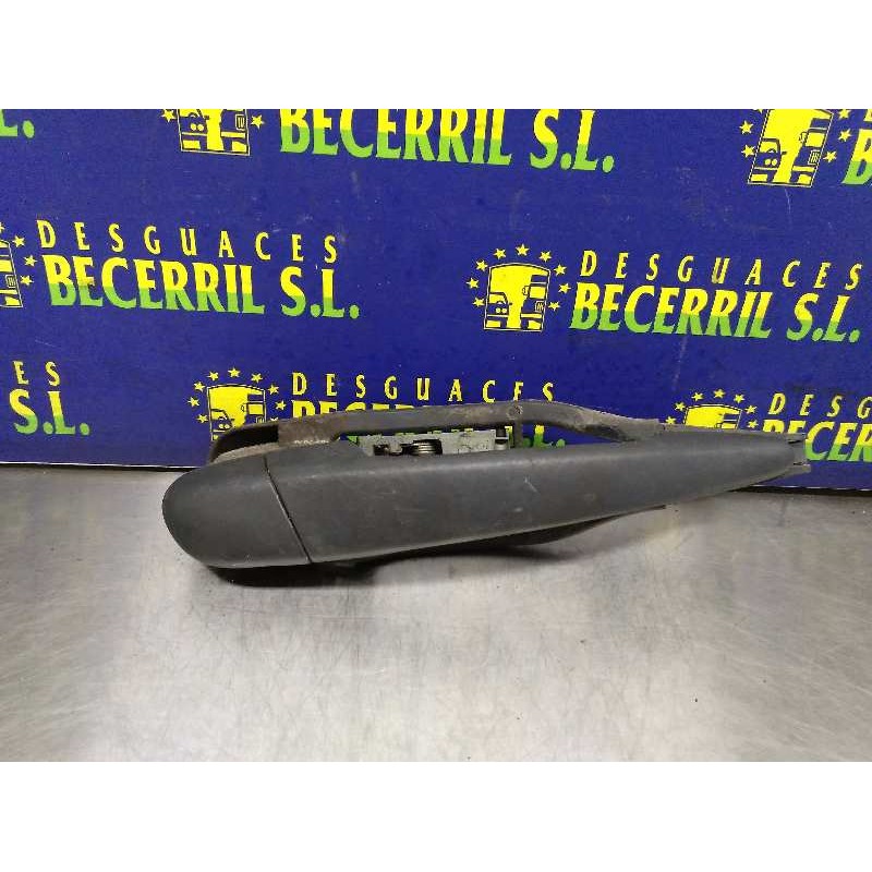 Recambio de maneta exterior trasera derecha para bmw serie 3 berlina (e46) 320d referencia OEM IAM Recambio de maneta exterior trasera derecha para bmw serie 3 berlina (e46) 320d referencia OEM IAM