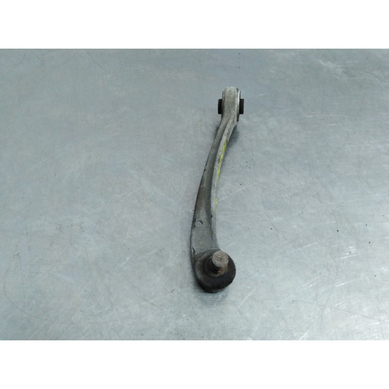 Recambio de brazo suspension superior delantero derecho para audi a4 berlina (b5) 1.9 tdi referencia OEM IAM Recambio de brazo suspension superior delantero derecho para audi a4 berlina (b5) 1.9 tdi referencia OEM IAM