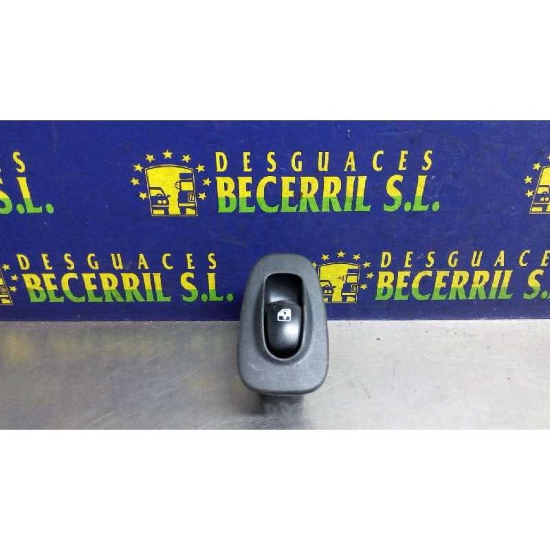 Recambio de mando elevalunas delantero derecho para hyundai accent (lc) gl 4p referencia OEM IAM Recambio de mando elevalunas delantero derecho para hyundai accent (lc) gl 4p referencia OEM IAM