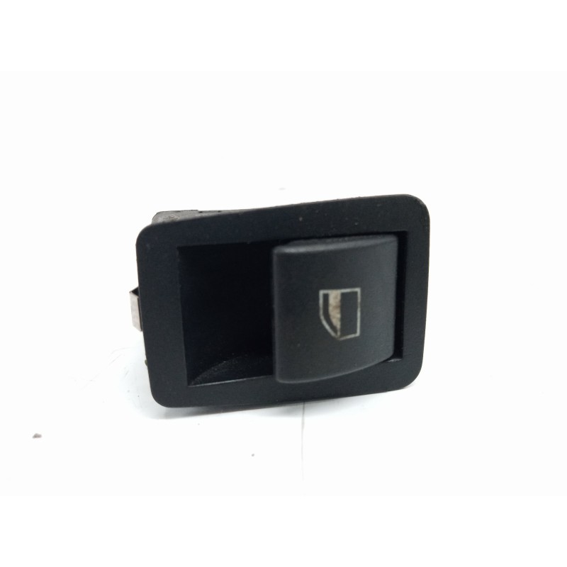 Recambio de mando elevalunas trasero derecho para bmw serie 3 berlina (e46) 330d referencia OEM IAM Recambio de mando elevalunas trasero derecho para bmw serie 3 berlina (e46) 330d referencia OEM IAM