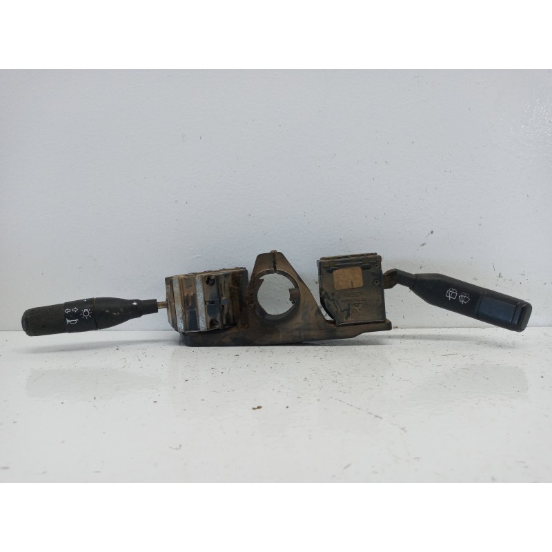 Recambio de com 2000 para renault 19 hatchback (b/c53) gtd referencia OEM IAM Recambio de com 2000 para renault 19 hatchback (b/c53) gtd referencia OEM IAM
