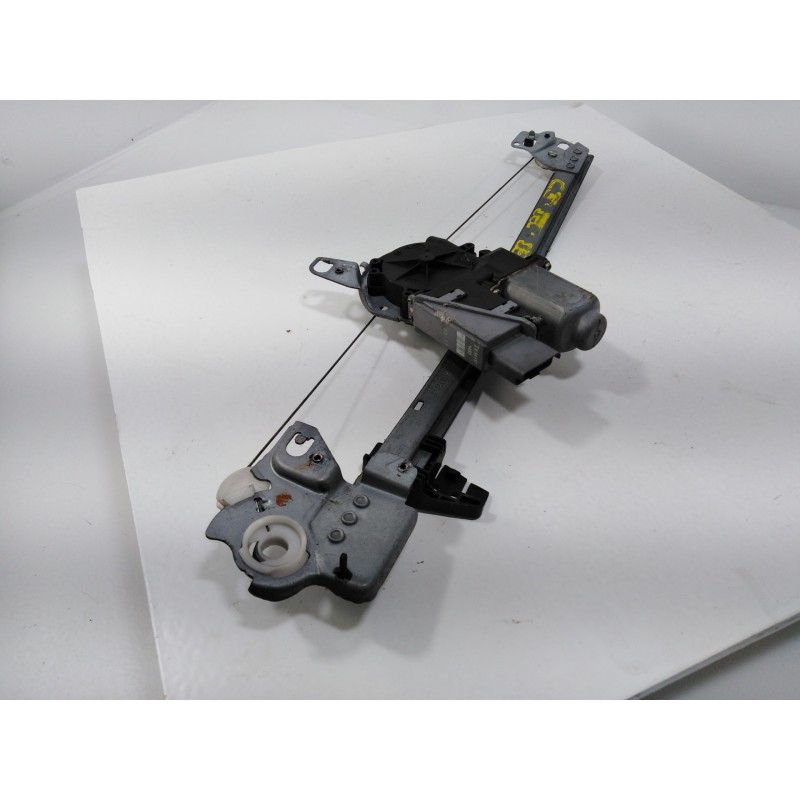 Recambio de elevalunas delantero derecho para citroen c3 1.1 satisfaction referencia OEM IAM 400618F Recambio de elevalunas delantero derecho para citroen c3 1.1 satisfaction referencia OEM IAM 400618F