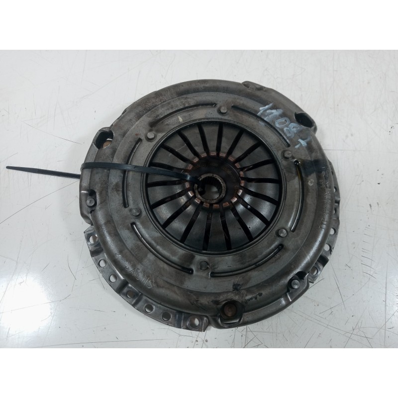 Recambio de kit de embrague para volkswagen polo (9n1) conceptline referencia OEM IAM   