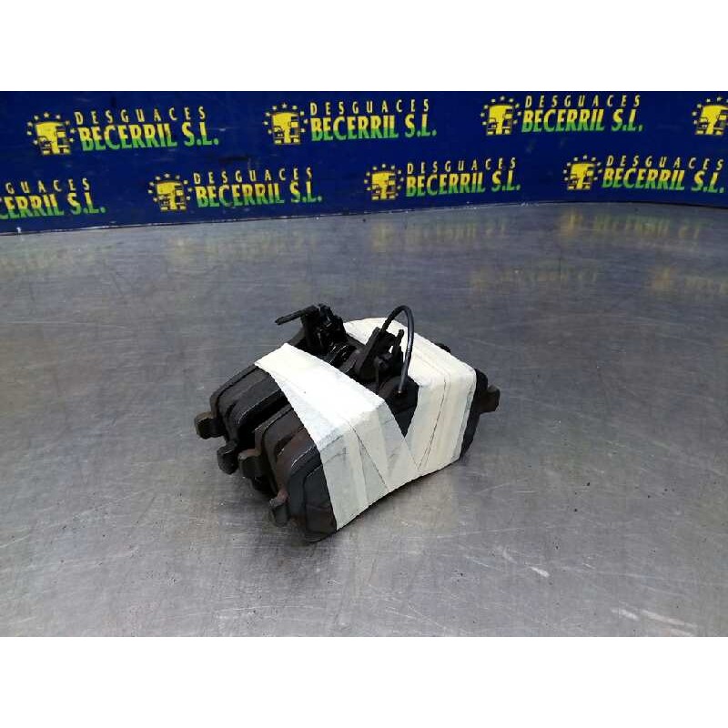 Recambio de pastillas de freno delanteras para peugeot 407 sport referencia OEM IAM Recambio de pastillas de freno delanteras para peugeot 407 sport referencia OEM IAM