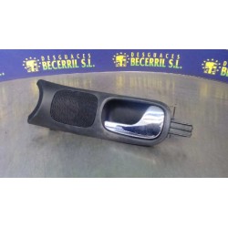 Recambio de maneta interior delantera derecha para audi a4 avant (b5) 1.8 referencia OEM IAM 8D0837020  