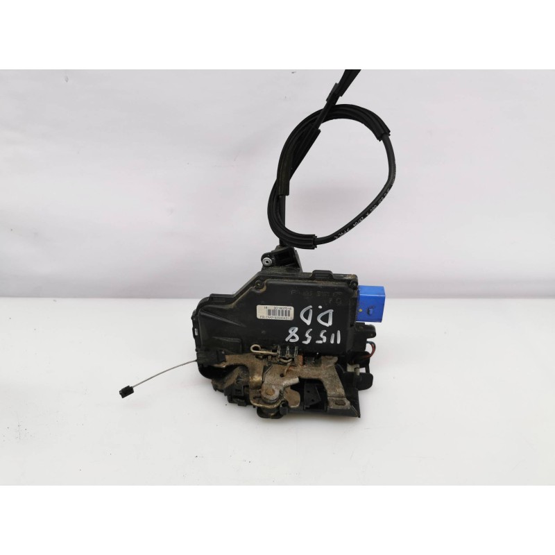 Recambio de cerradura puerta delantera derecha para seat toledo (5p2) exclusive referencia OEM IAM 3D1837016 Recambio de cerradura puerta delantera derecha para seat toledo (5p2) exclusive referencia OEM IAM 3D1837016