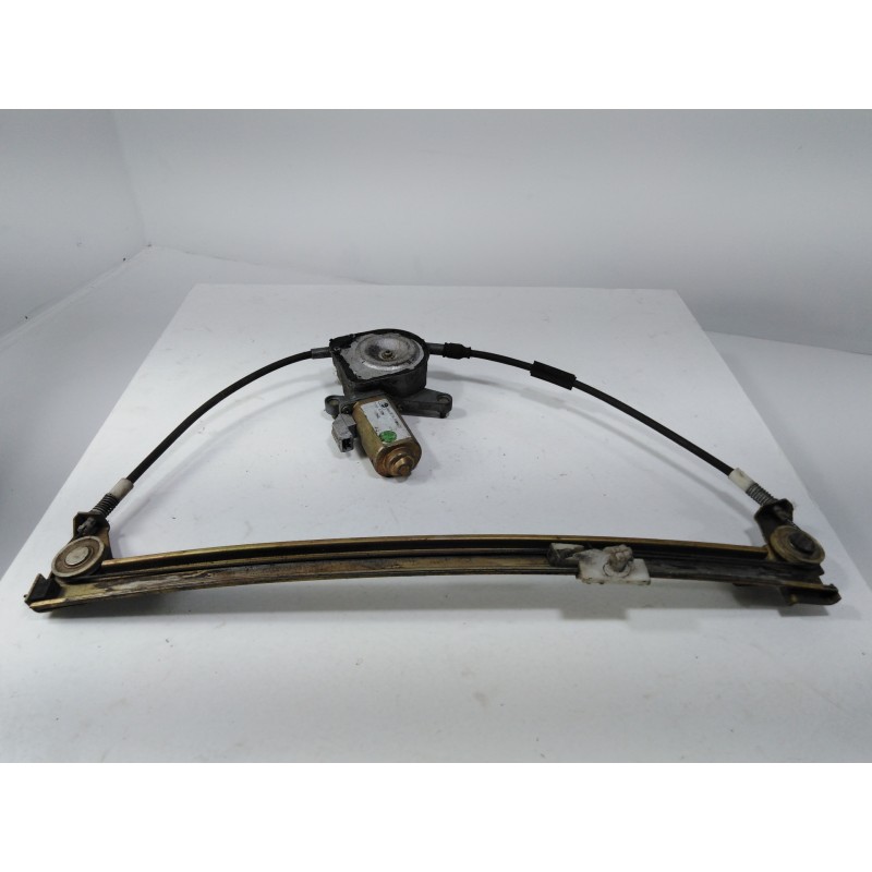 Recambio de elevalunas trasero izquierdo para peugeot 405 berlina suisse abs referencia OEM IAM Recambio de elevalunas trasero izquierdo para peugeot 405 berlina suisse abs referencia OEM IAM
