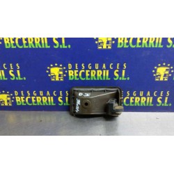 Recambio de maneta interior delantera izquierda para renault clio i fase i+ii (b/c57) 1.2 duet referencia OEM IAM 7700813585  