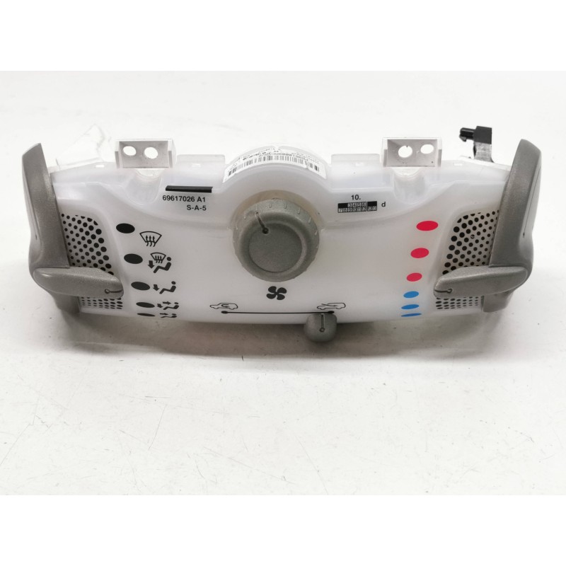 Recambio de mando calefaccion / aire acondicionado para toyota aygo (kgb/wnb) live referencia OEM IAM 559000H0040 69610009 