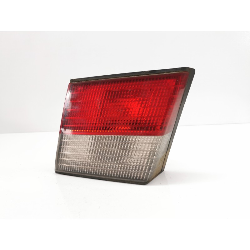 Recambio de piloto trasero central derecho para nissan primera berlina (p11) 2.0 navigation referencia OEM IAM Recambio de piloto trasero central derecho para nissan primera berlina (p11) 2.0 navigation referencia OEM IAM