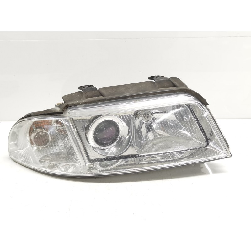 Recambio de faro derecho para audi a4 berlina (b5) 1.9 tdi referencia OEM IAM 8D0941030AK 89300385 Recambio de faro derecho para audi a4 berlina (b5) 1.9 tdi referencia OEM IAM 8D0941030AK 89300385