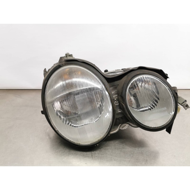 Recambio de faro derecho para mercedes clase e (w210) berlina diesel 220 diesel (210.004) referencia OEM IAM Recambio de faro derecho para mercedes clase e (w210) berlina diesel 220 diesel (210.004) referencia OEM IAM
