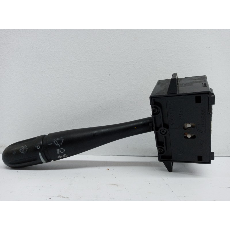 Recambio de mando limpia para chrysler voyager (rg) 2.5 crd se grand voyager referencia OEM IAM 04685711AA  