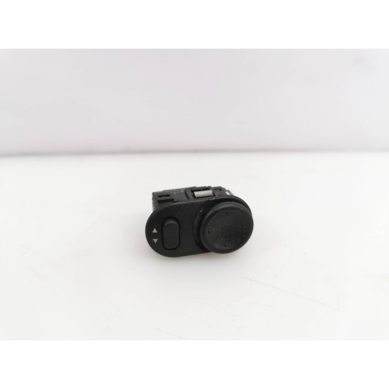 Recambio de mando retrovisor para opel corsa d enjoy referencia OEM IAM 09226861 Recambio de mando retrovisor para opel corsa d enjoy referencia OEM IAM 09226861