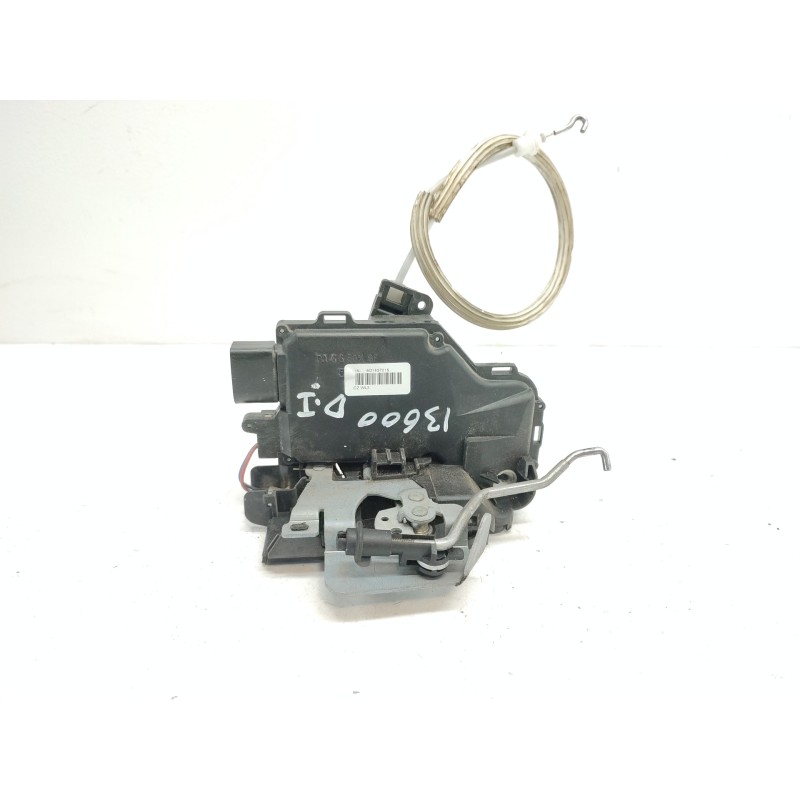 Recambio de cerradura puerta delantera izquierda para audi a6 berlina (4b2) 2.5 tdi referencia OEM IAM Recambio de cerradura puerta delantera izquierda para audi a6 berlina (4b2) 2.5 tdi referencia OEM IAM