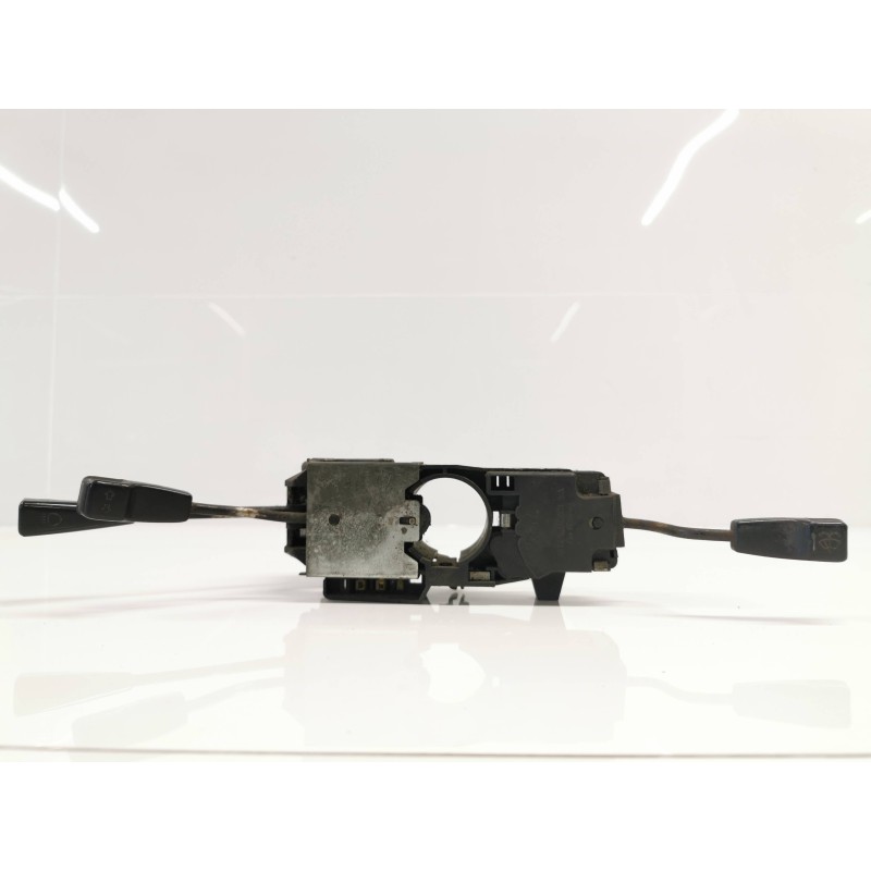 Recambio de mando limpia para renault 5 1.4 referencia OEM IAM Recambio de mando limpia para renault 5 1.4 referencia OEM IAM