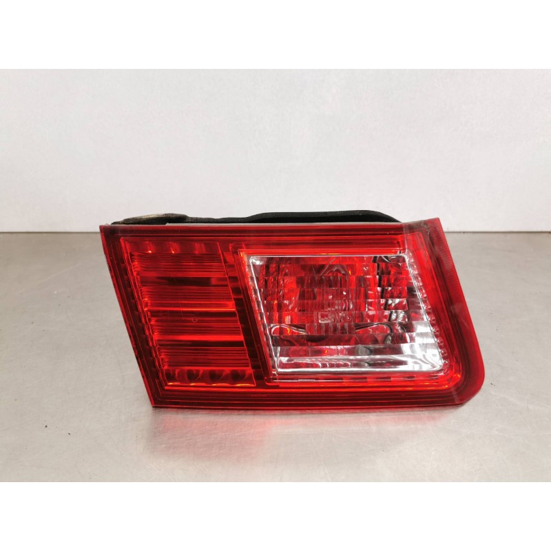 Recambio de piloto trasero central izquierdo para honda accord berlina (cu) comfort referencia OEM IAM Recambio de piloto trasero central izquierdo para honda accord berlina (cu) comfort referencia OEM IAM
