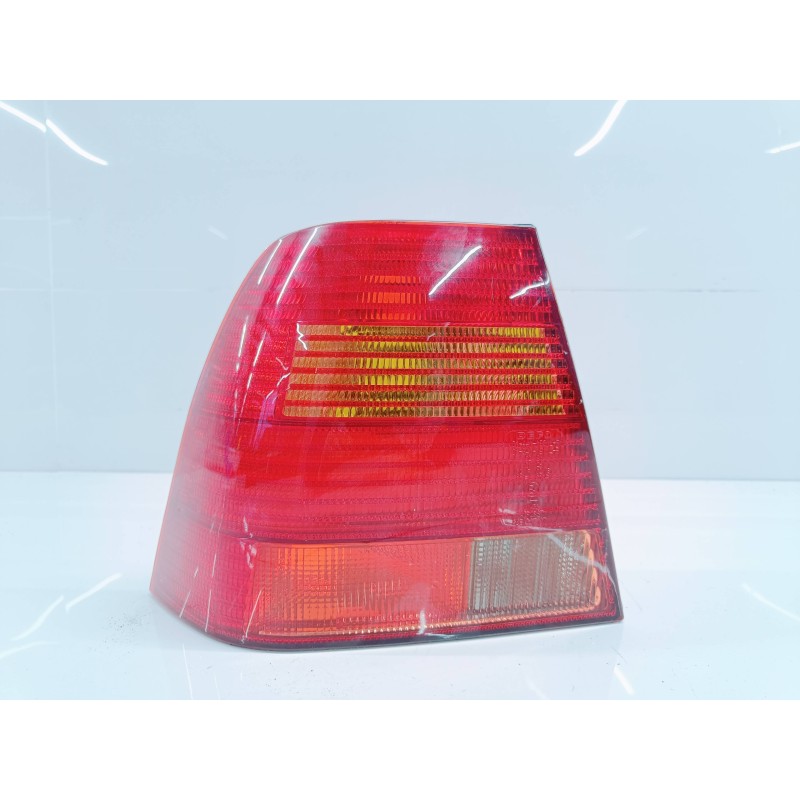 Recambio de piloto trasero izquierdo para volkswagen bora berlina (1j2) highline referencia OEM IAM Recambio de piloto trasero izquierdo para volkswagen bora berlina (1j2) highline referencia OEM IAM