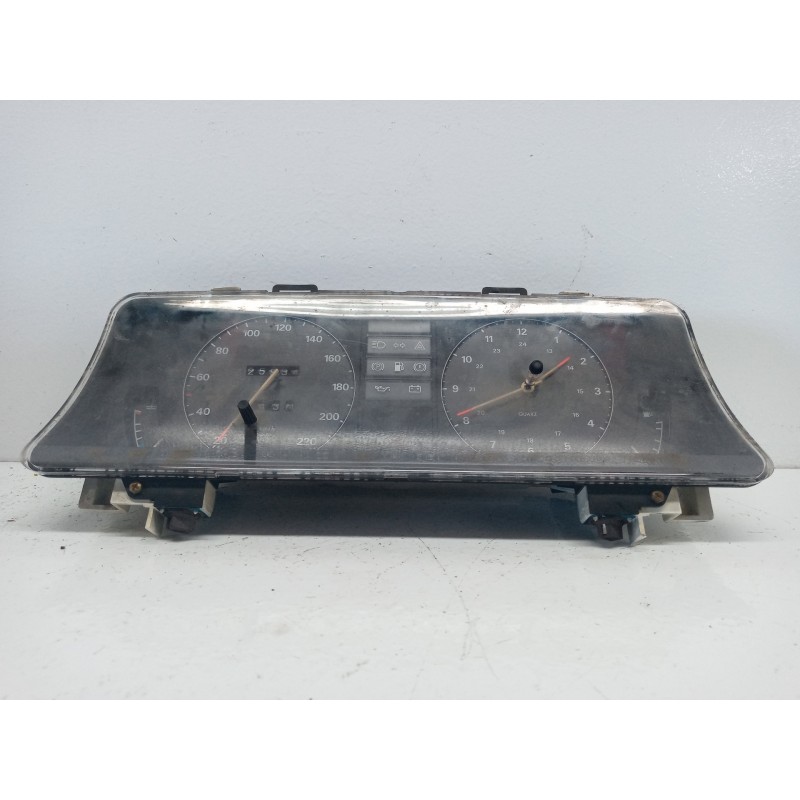 Recambio de cuadro instrumentos para opel rekord e cd berlina referencia OEM IAM Recambio de cuadro instrumentos para opel rekord e cd berlina referencia OEM IAM