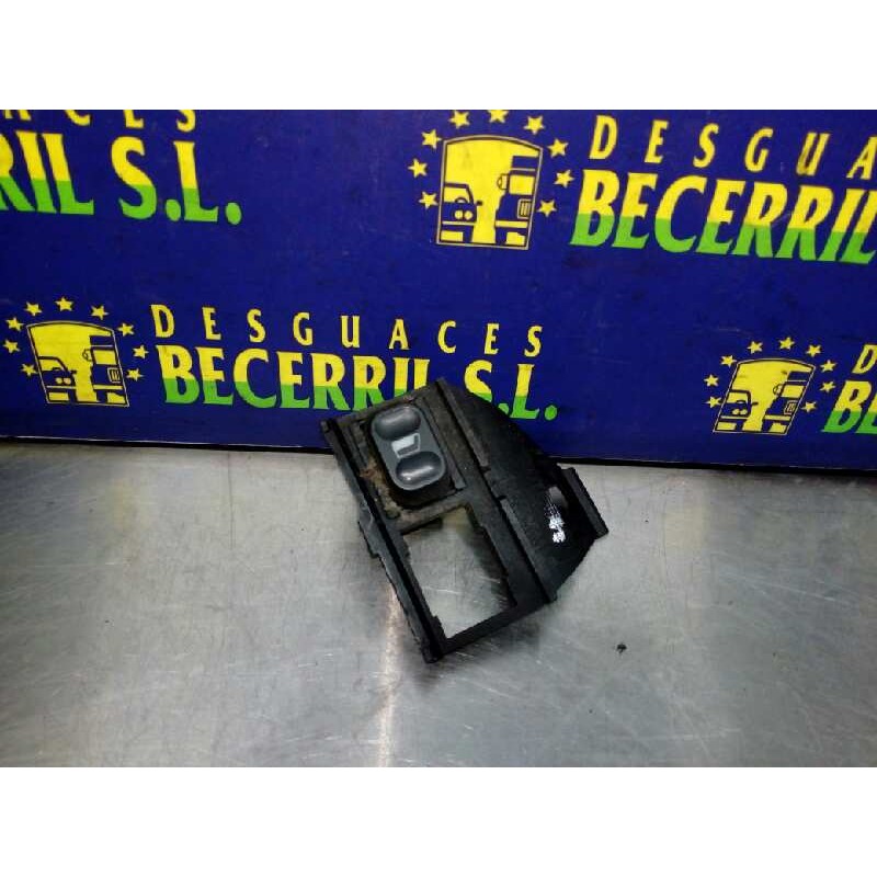 Recambio de mando elevalunas delantero derecho para citroen xantia berlina 1.9 d armonia referencia OEM IAM Recambio de mando elevalunas delantero derecho para citroen xantia berlina 1.9 d armonia referencia OEM IAM