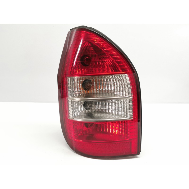 Recambio de piloto trasero izquierdo para opel zafira a elegance referencia OEM IAM Recambio de piloto trasero izquierdo para opel zafira a elegance referencia OEM IAM