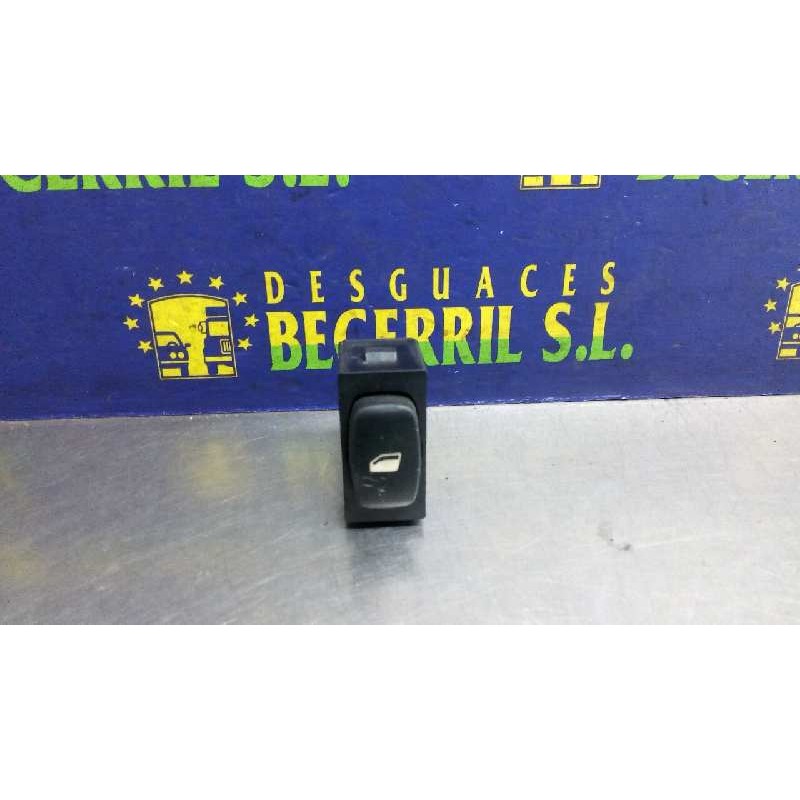 Recambio de mando elevalunas trasero derecho para peugeot 407 sport referencia OEM IAM 6554E8 Recambio de mando elevalunas trasero derecho para peugeot 407 sport referencia OEM IAM 6554E8