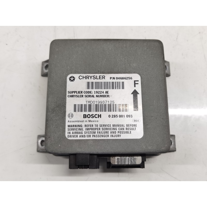 Recambio de centralita airbag para chrysler voyager (gs) 2.4 referencia OEM IAM 04686256 0285001093 Recambio de centralita airbag para chrysler voyager (gs) 2.4 referencia OEM IAM 04686256 0285001093