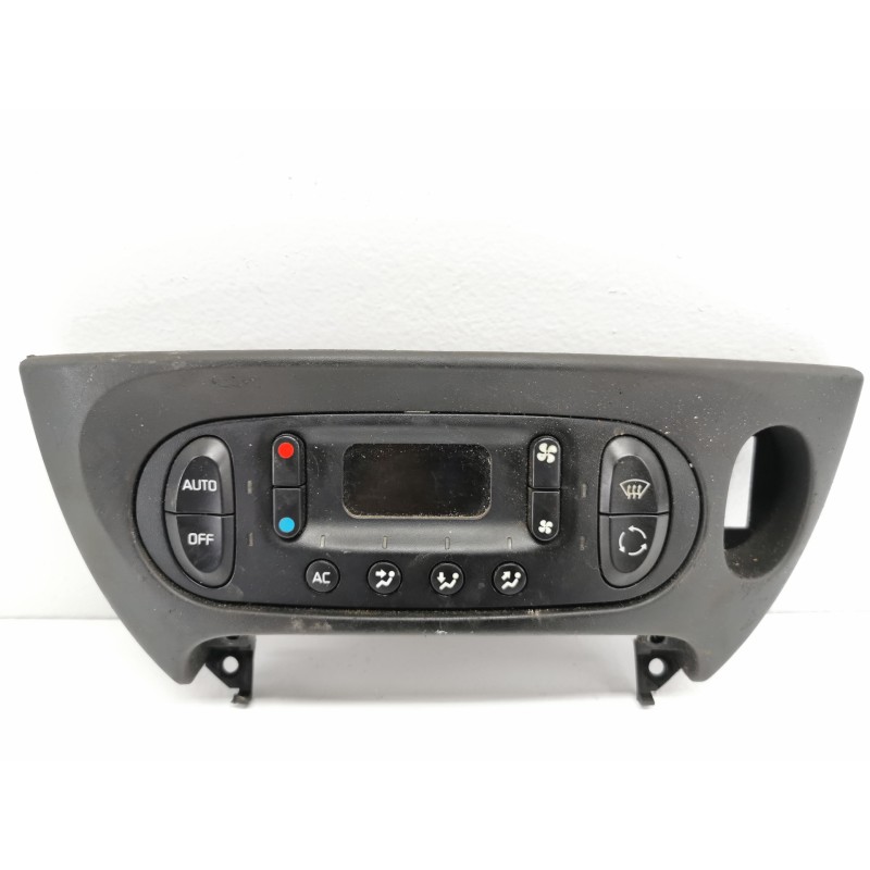 Recambio de mando calefaccion / aire acondicionado para renault scenic rx4 (ja0) 1.9 dci referencia OEM IAM 7700435400 Recambio de mando calefaccion / aire acondicionado para renault scenic rx4 (ja0) 1.9 dci referencia OEM IAM 7700435400