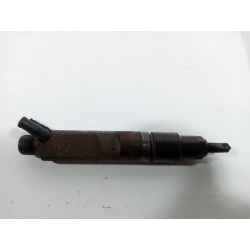 Recambio de inyector para seat cordoba berlina (6k2) stella referencia OEM IAM 028130203  