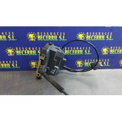 Recambio de cerradura puerta trasera derecha para renault scenic ii emotion plus referencia OEM IAM   