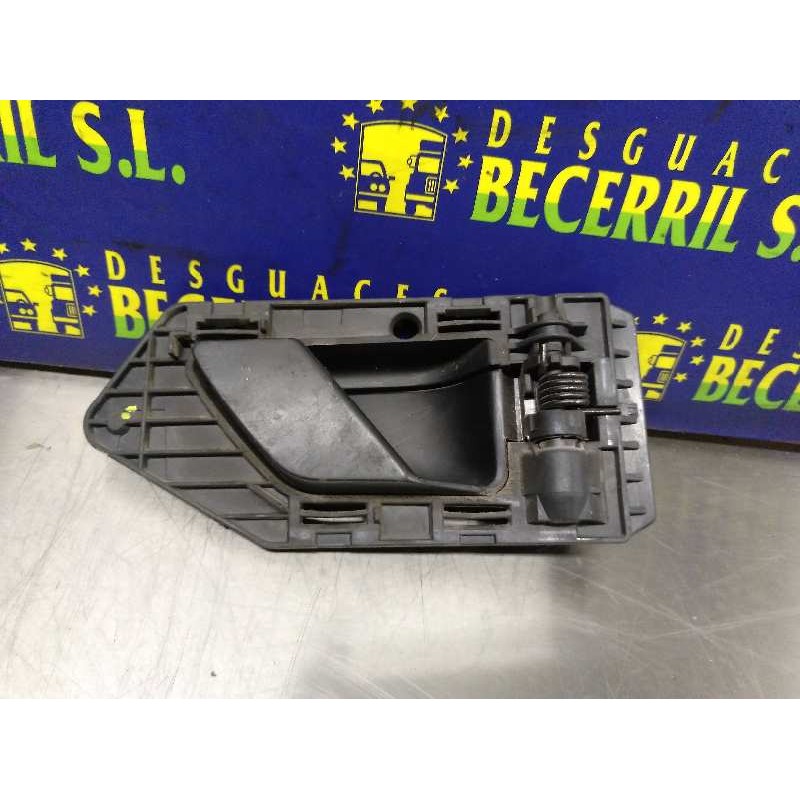 Recambio de maneta interior delantera derecha para peugeot partner (s1) combispace referencia OEM IAM 9101J5 Recambio de maneta interior delantera derecha para peugeot partner (s1) combispace referencia OEM IAM 9101J5