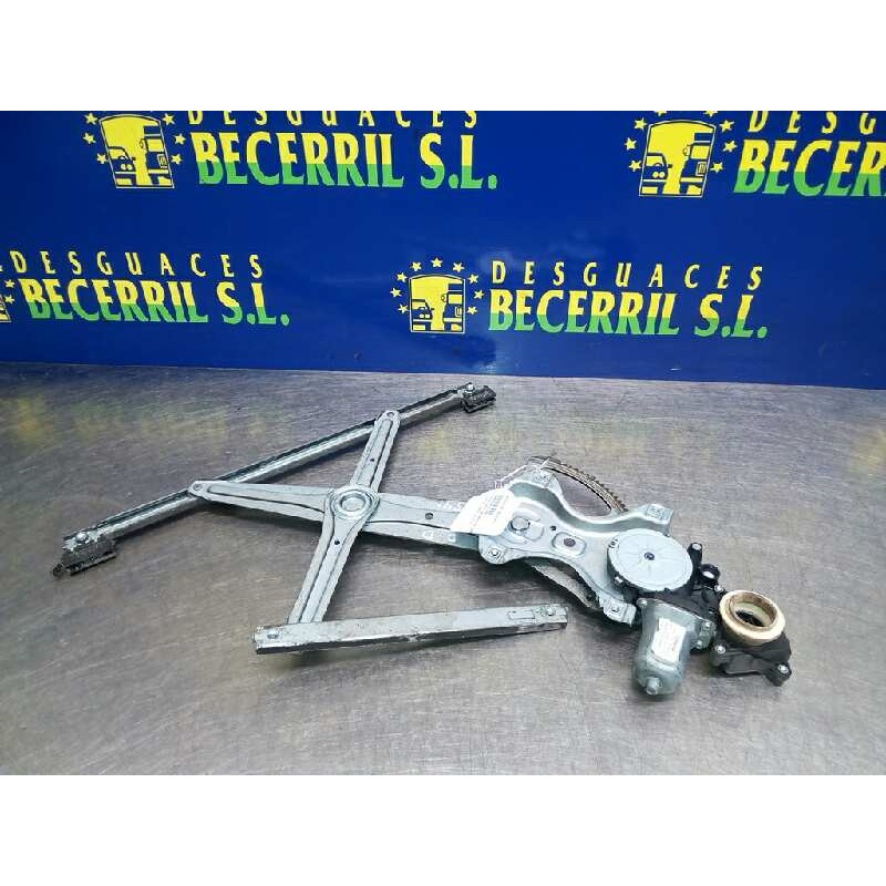 Recambio de elevalunas delantero derecho para toyota verso active referencia OEM IAM Recambio de elevalunas delantero derecho para toyota verso active referencia OEM IAM