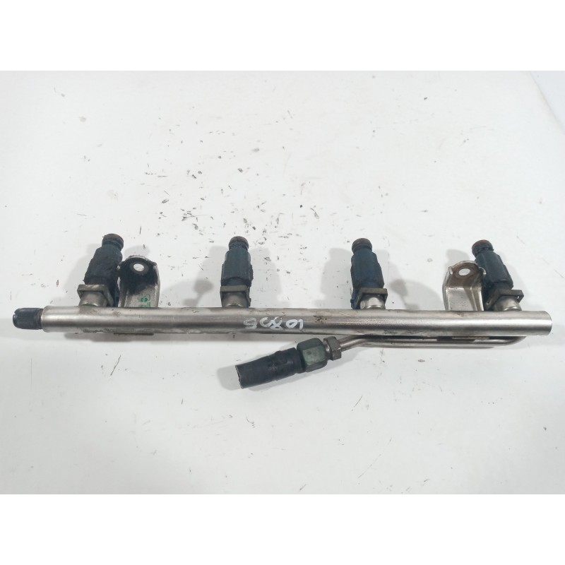 Recambio de rampa inyectora para audi a4 avant (8e) 1.8 t quattro referencia OEM IAM   