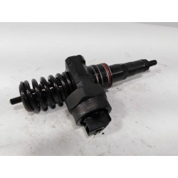 Recambio de inyector para volkswagen golf iv variant (1j5) highline referencia OEM IAM 0414720015 038130073J B0035825