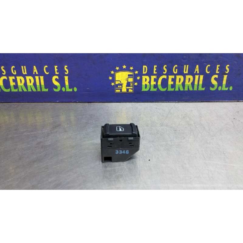 Recambio de mando elevalunas trasero derecho para volkswagen passat berlina (3b2) comfortline referencia OEM IAM Recambio de mando elevalunas trasero derecho para volkswagen passat berlina (3b2) comfortline referencia OEM IAM