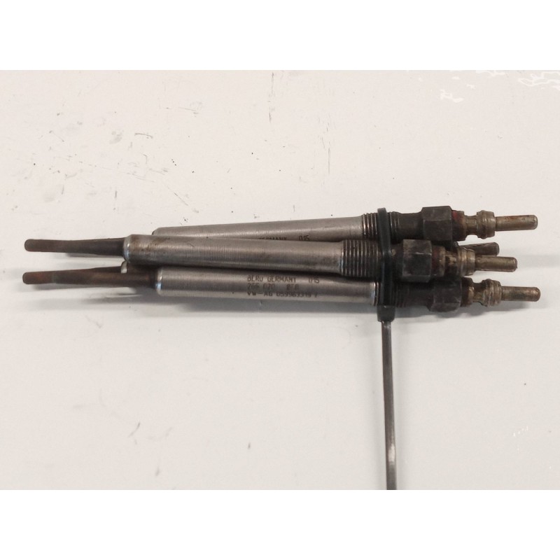 Recambio de calentadores para audi a4 berlina (8e) 3.0 tdi quattro (171kw) referencia OEM IAM 2660208E0 059963319F Recambio de calentadores para audi a4 berlina (8e) 3.0 tdi quattro (171kw) referencia OEM IAM 2660208E0 059963319F