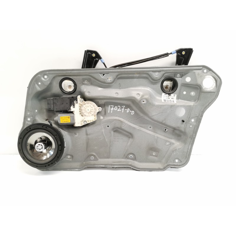 Recambio de elevalunas delantero derecho para volkswagen bora berlina (1j2) highline referencia OEM IAM 1J4837756F 1J1959802D Recambio de elevalunas delantero derecho para volkswagen bora berlina (1j2) highline referencia OEM IAM 1J4837756F 1J1959802D