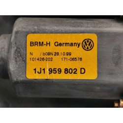 Recambio de elevalunas delantero derecho para volkswagen bora berlina (1j2) highline referencia OEM IAM 1J4837756F 1J1959802D 