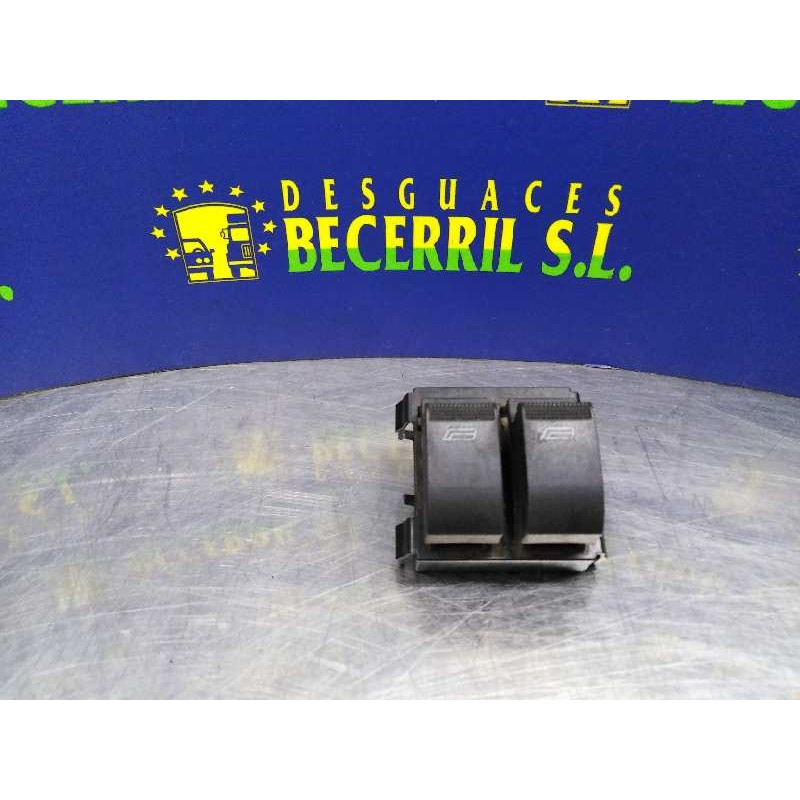 Recambio de mando elevalunas delantero izquierdo para audi a3 (8l) 1.9 tdi attraction referencia OEM IAM Recambio de mando elevalunas delantero izquierdo para audi a3 (8l) 1.9 tdi attraction referencia OEM IAM